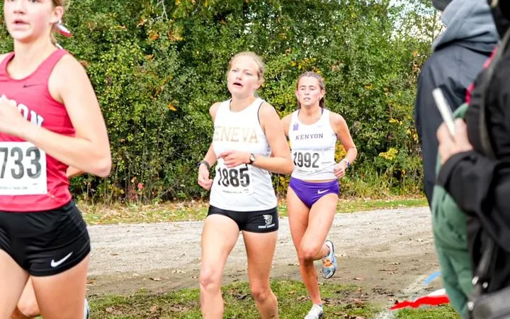 McAlister Leads Women at Oberlin as Cross Country Prepares for PAC Championships