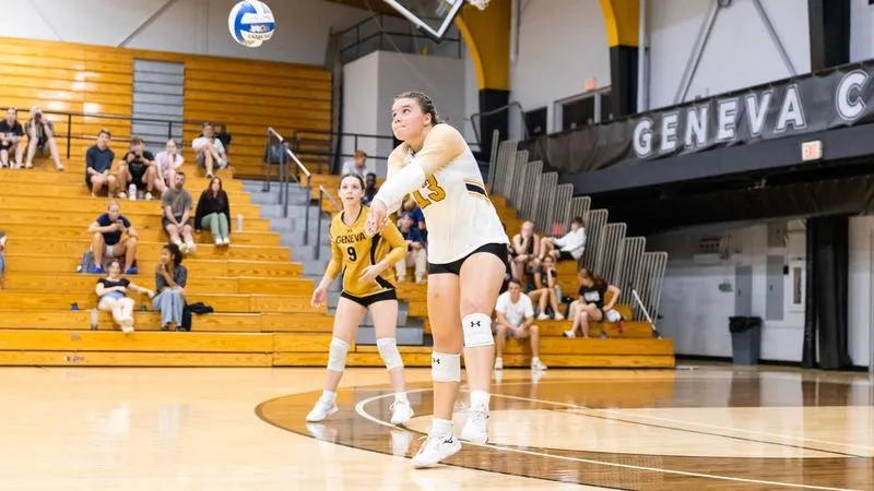 Volleyball Drops Match to W&J in Four Sets