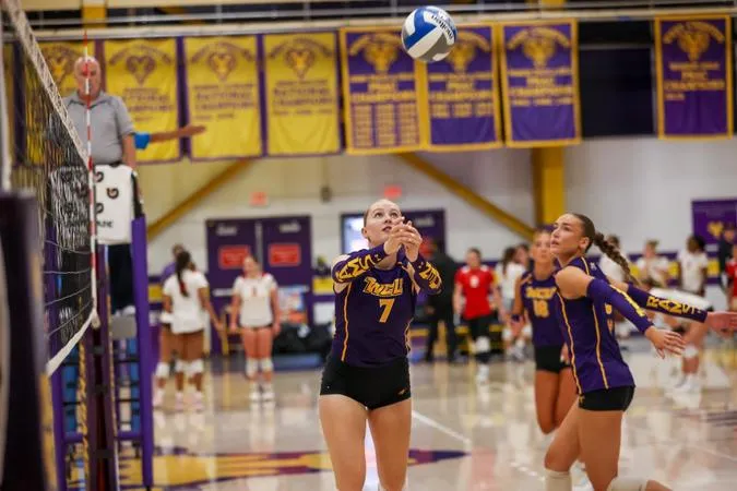 Women's Volleyball Falls to Kutztown, 3-0