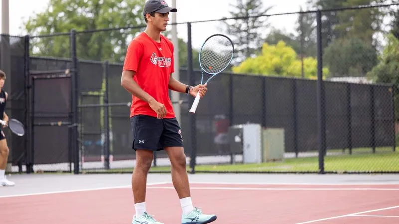 Saint Francis Men's Tennis Earns 5-2 Win Over Messiah
