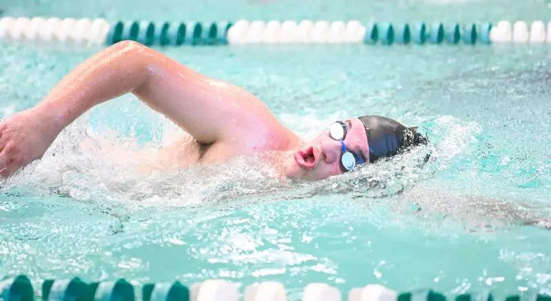 Men's Swimming Defeated by Knights, Warriors