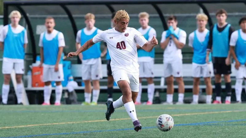 Men's Soccer Wins at Alvernia