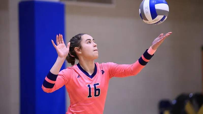 Volleyball Drops Five Set Match at Saint Francis