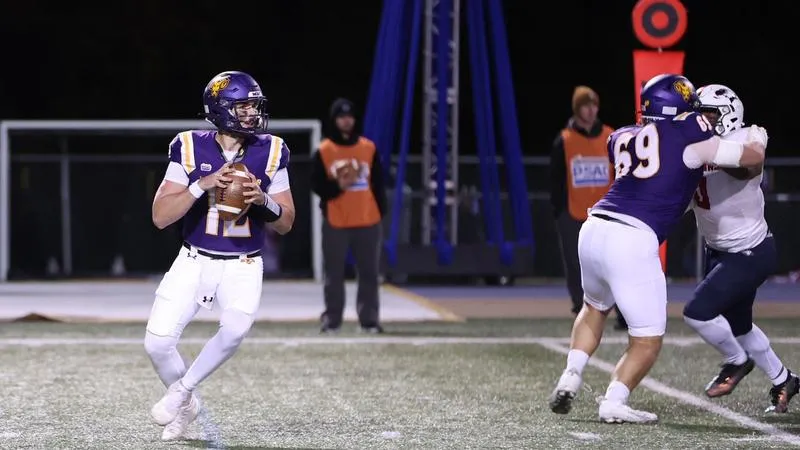 West Chester Shuts Out Lackawanna in Football, 52-0