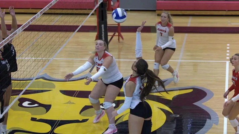 Women's Volleyball Splits Saturday Tri-Match at York