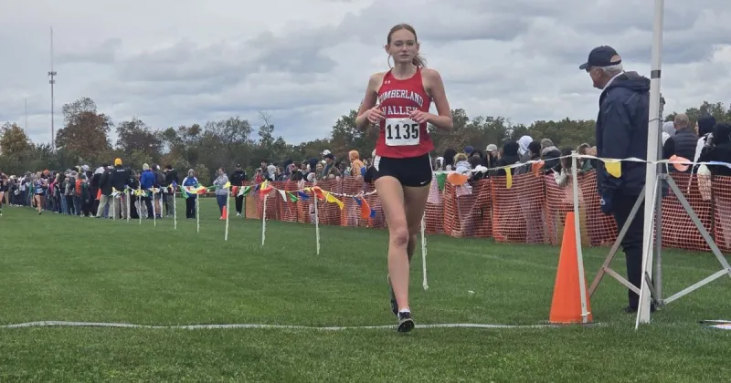 Cumberland Valley's Butler battles breeze for bronze at Mid-Penn cross country championships