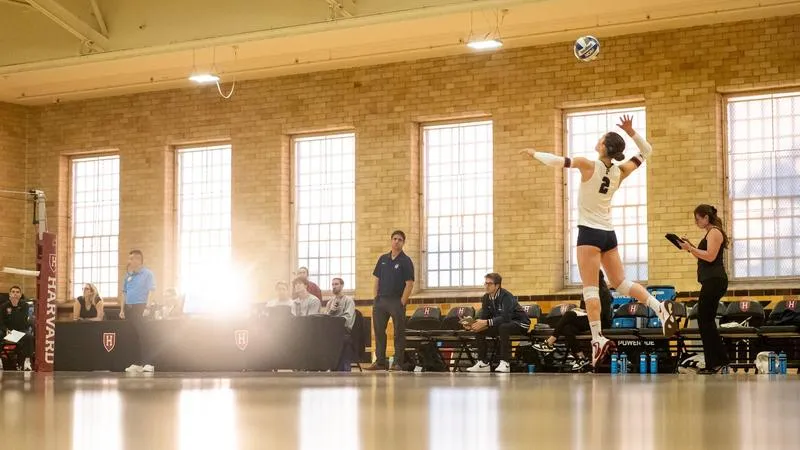 Penn Volleyball Falls to Harvard In Five