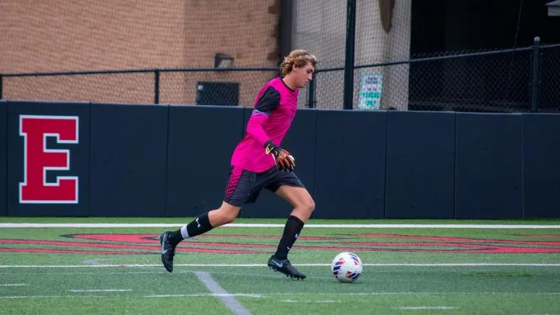Men's soccer falls to No. 11 Messiah