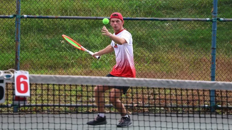 Linnen, Hall Post Pair of Wins as Monarchs Compete at Wilkes Doubles Invitational