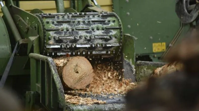 $70K wood chipper stolen from Lancaster County equipment rental business
