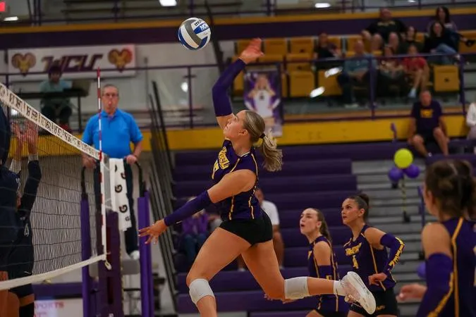 5 Things to Know: Women's Volleyball to Host Wilmington in Non-League Finale