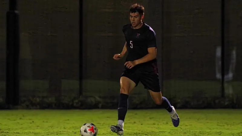 Niehenke Named Ivy League Defensive Player of the Week