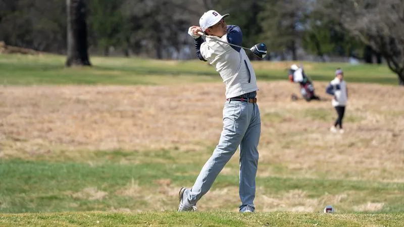 Golf Sits 12th After Opening Rounds of Jeff Roope Invitational