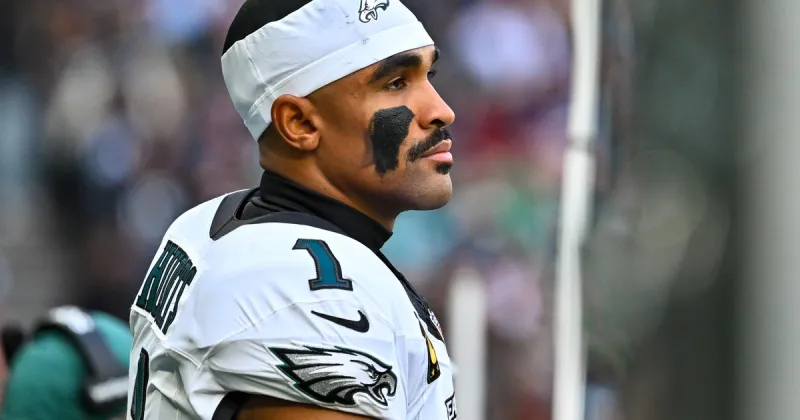 Eagles QB Jalen Hurts out for season after blood clots discovered in lungs, league sources say