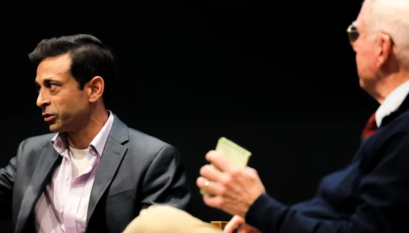 Economics professors go head-to-head in the "Battle of Economic Ideas"
