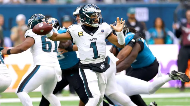 Reports: NFL won't punish Eagles for letting Jalen Hurts play with ...