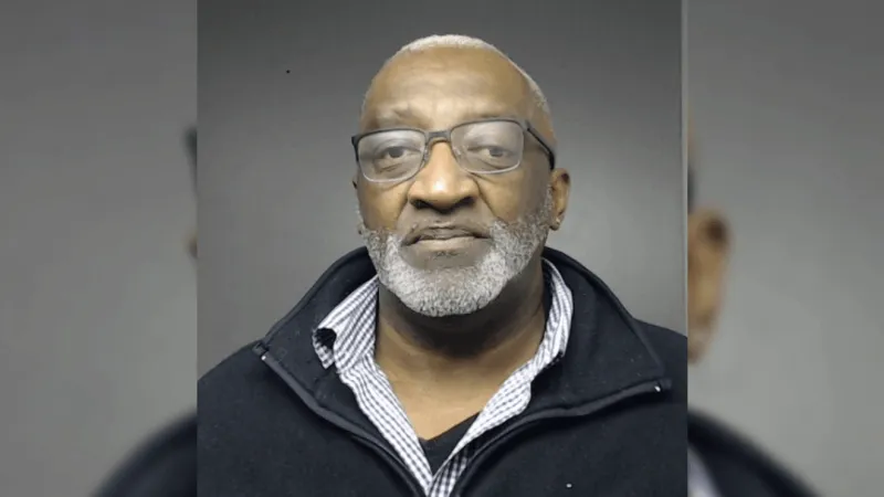 Employees say suspect complained about lack of hours before killing boss: court docs