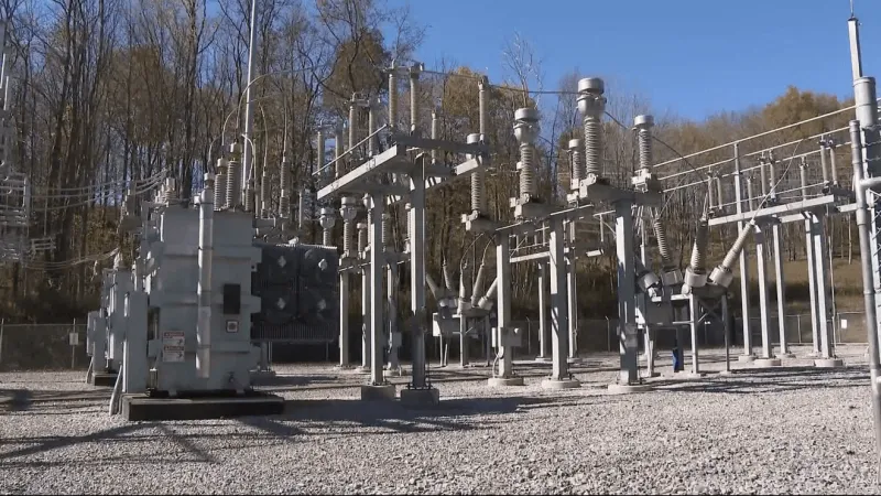 Feds, REA Energy tout $1.5M investment aimed to improve power outage response