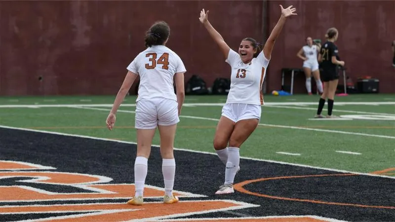 Women's soccer downs Westminster 1-0