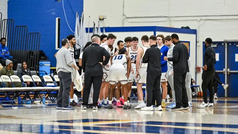 Men's Basketball Selected Eighth in Coaches' Preseason Poll