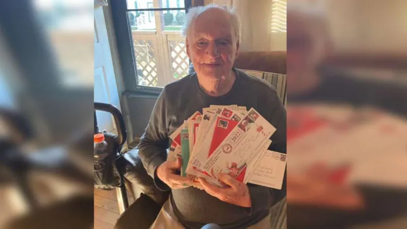 95-year-old RI man asking for Christmas cards this season