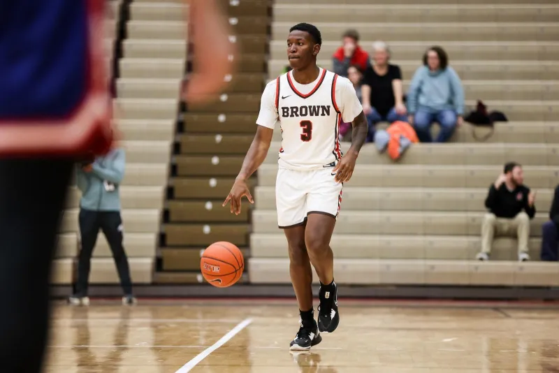 Men's basketball travels to Bryant, Hartford this weekend