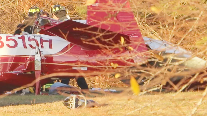 Small plane crashes on Cape Cod