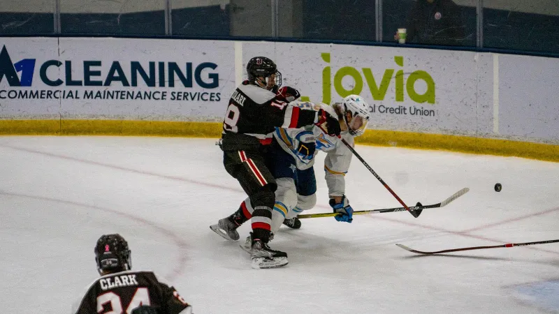 Men's Hockey Settles for Weekend Split After Overtime Loss at LIU Sunday