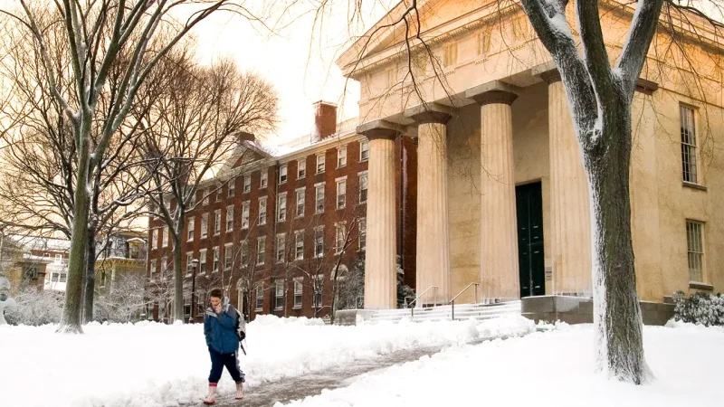 Brown University shooting probe faces hurdles after campus empties out as witnesses scatter: former FBI agent