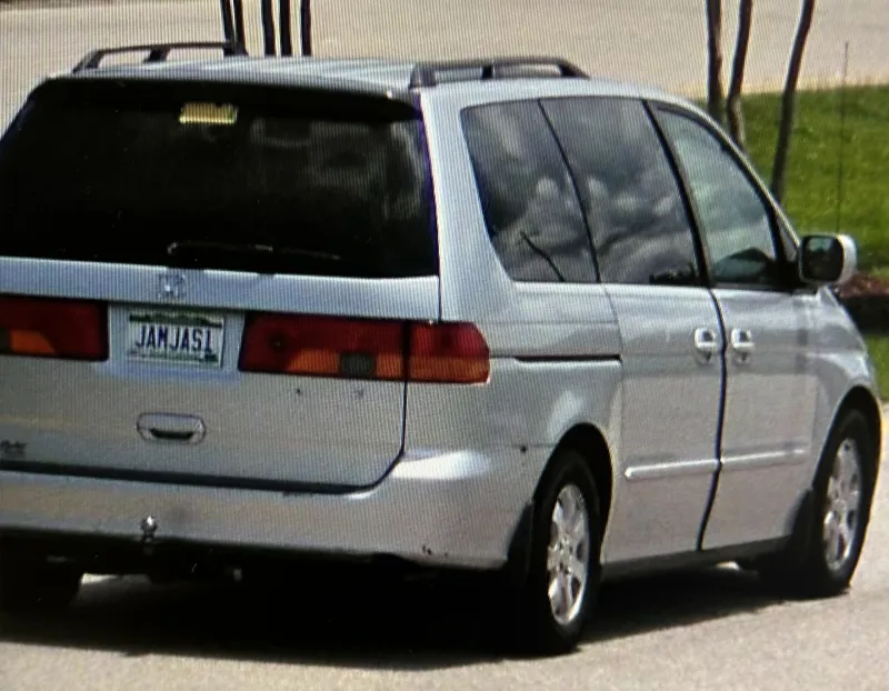 Kershaw Co. deputies searching for suspects after carjacking incident