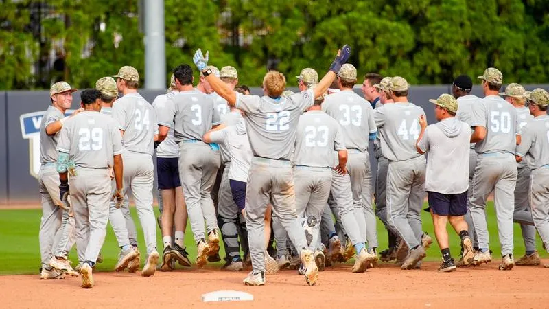 Hunt Walk-Off, Late Rally Powers Bulldogs past UIC in Atlanta Regional Thriller, 9-8