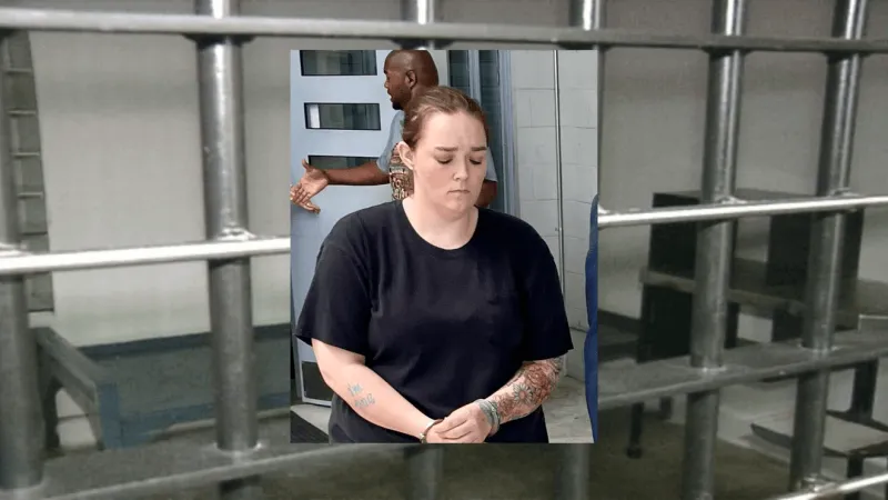 Former correctional officer arrested after $18,743 bribe was discovered, warrants state