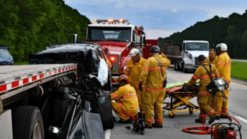 Four injured in I-95 crash involving semi, SUV