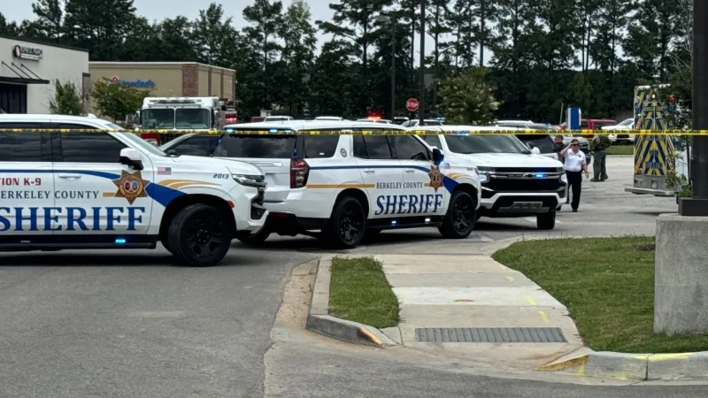 1 person dead, 1 injured after shooting near a Moncks Corner Parker's Kitchen