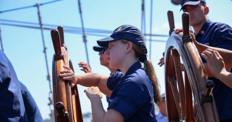 Tall Ship from 1936 crewed by US Coast Guard docks in Charleston. You can tour it for free.