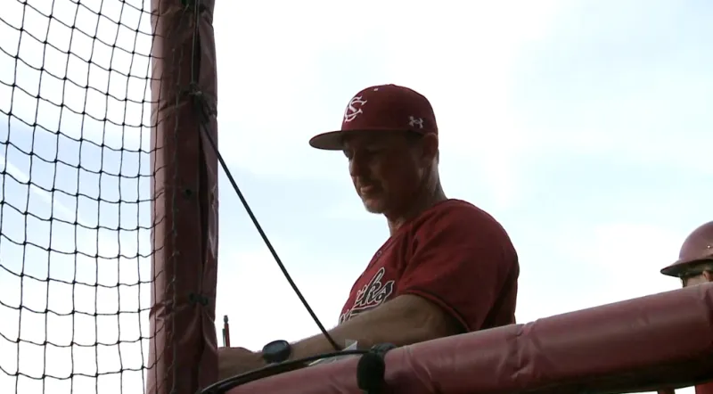Lee Returns to Charleston Baseball Coaching Staff