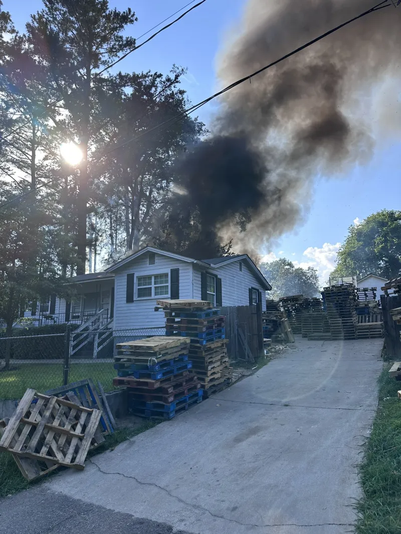 3 people left displaced after Richland Co. fire