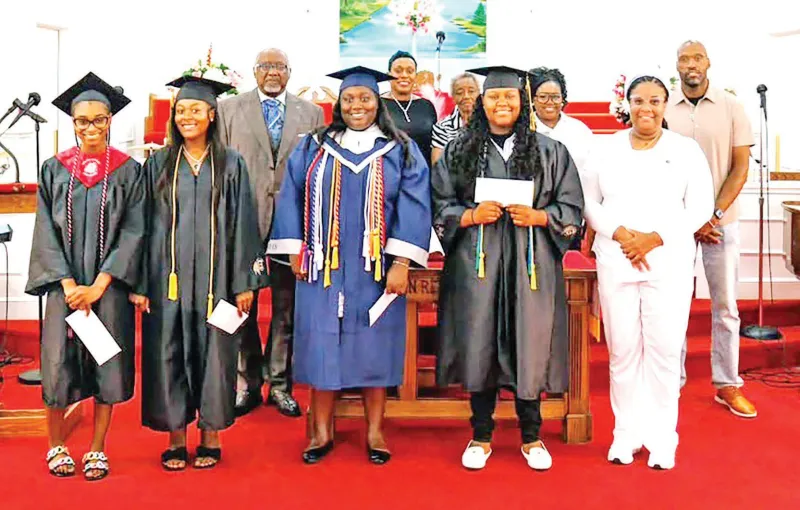 GRADUATES RECOGNIZED