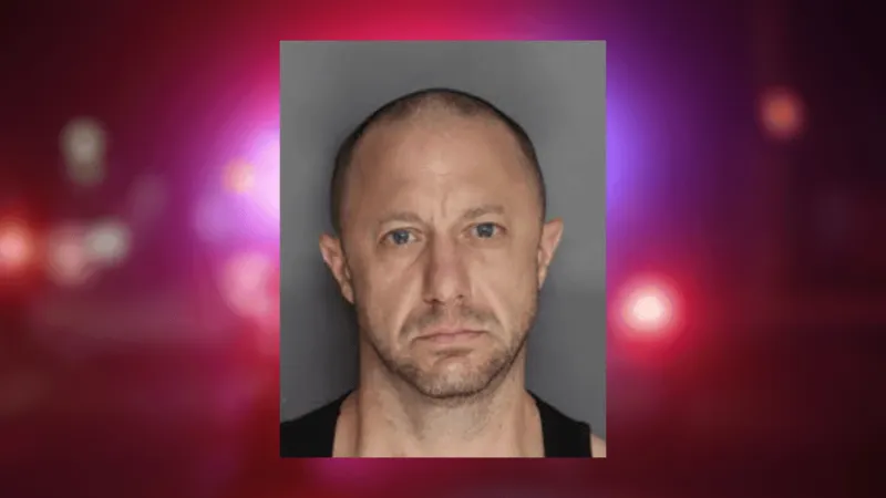 Man charged with kidnapping, drug distribution after Summerville motel raid