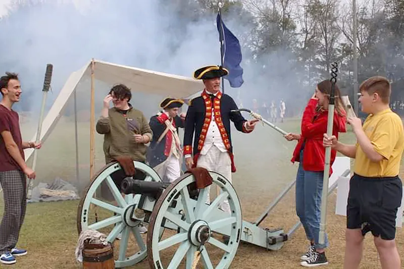 Students invited to enlist in Revolutionary War experience at Sumter Museum