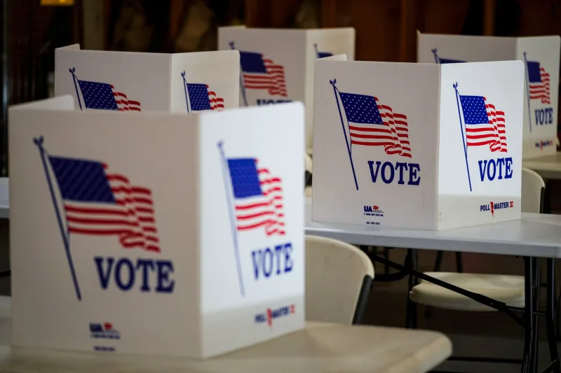 Early voting period for runoffs begin