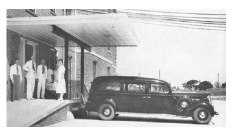 VINTAGE ORANGEBURG COUNTY/DAY 25: Ambulances of old - Hearses used to serve the living and dead