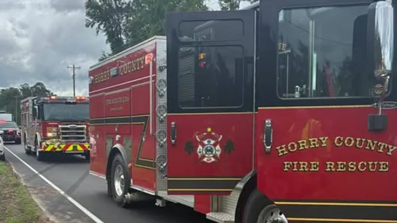 3 injured after car overturns in Horry Co. crash
