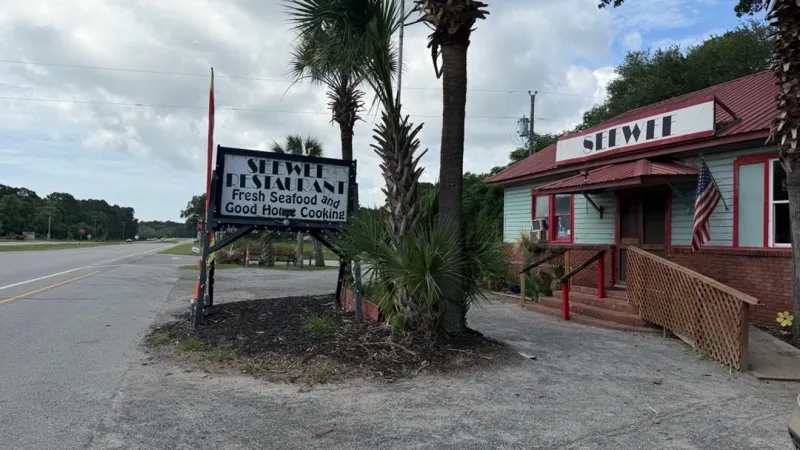 Seewee Restaurant listed for $2.5 million, Lowcountry patrons wonder what's next