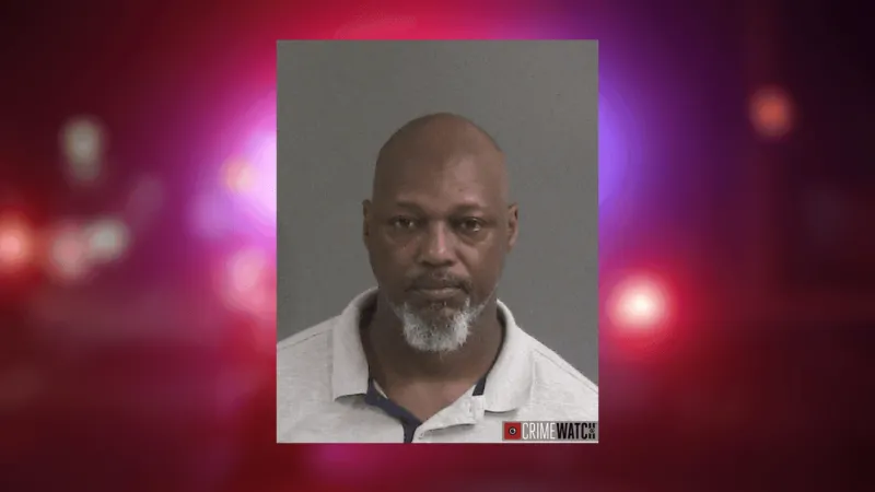 Goose Creek man arrested after pulling a handgun at Buffalo Wild Wings