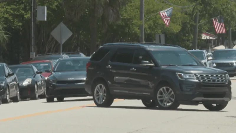Sullivan's Island considers opening employee parking lot as summer crowds strain limited