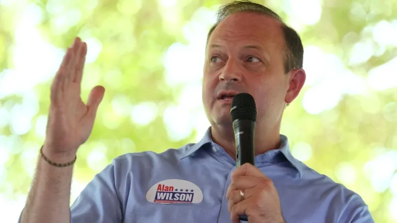 SC voters will choose between two Trump-backed governor candidates in Republican runoff
