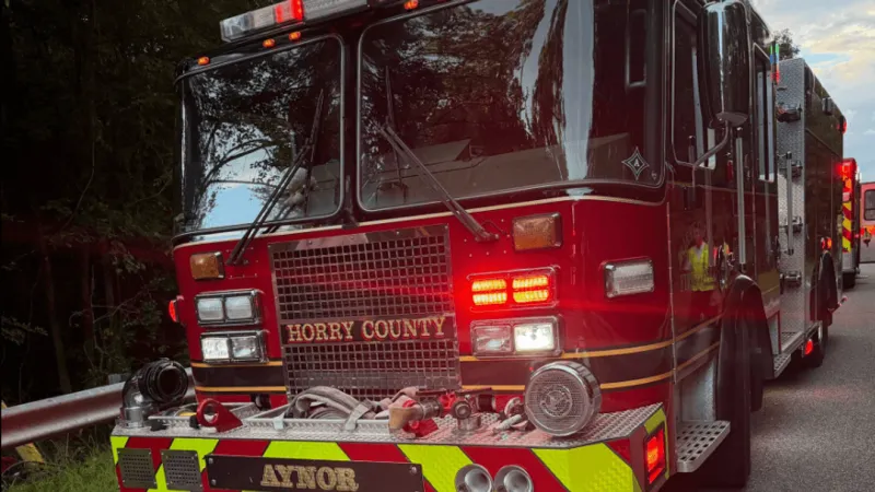 Drivers urged to avoid Galivants Ferry as lanes close due to crash