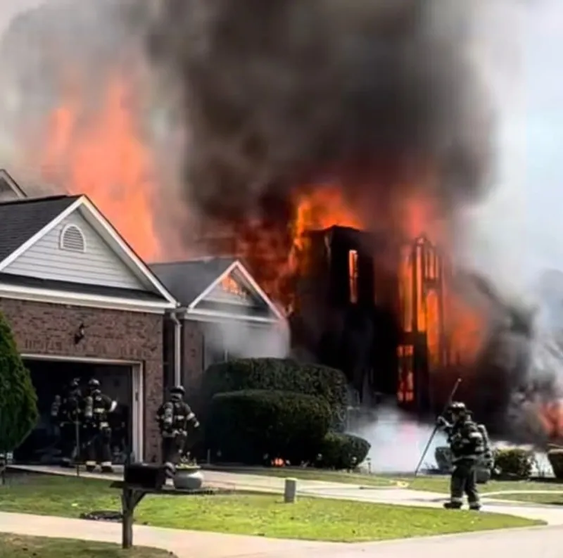 Mosquito repellent candle causes 3 homes to catch fire, says CFD