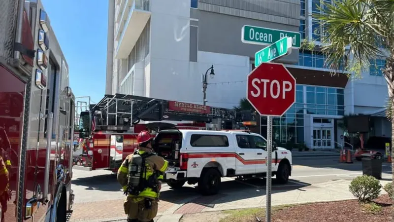 Ocean Blvd. in Myrtle Beach reopens to traffic after structure fire